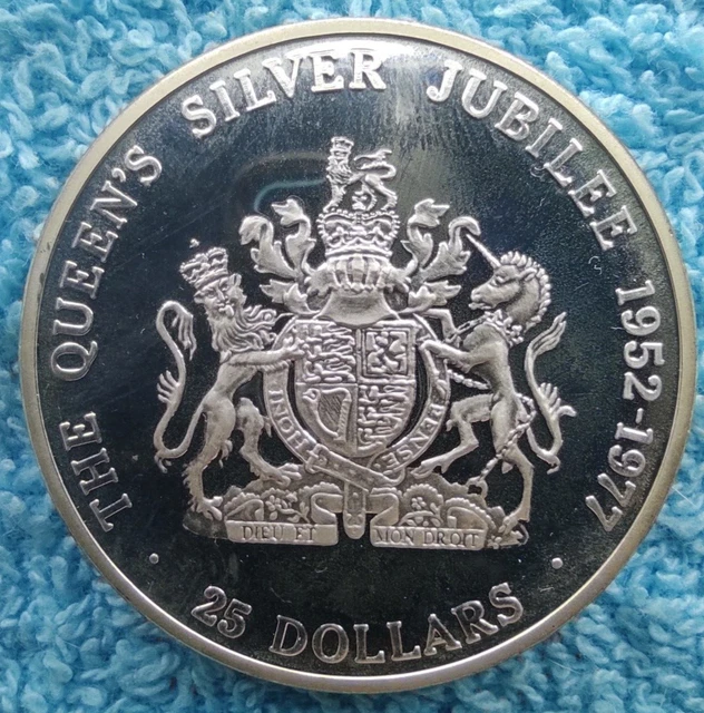 CAYMAN ISLANDS 25 dollars 1977 KM#14 Jubilee SILVER 0.925-51.35 gr.(SC/UNC)