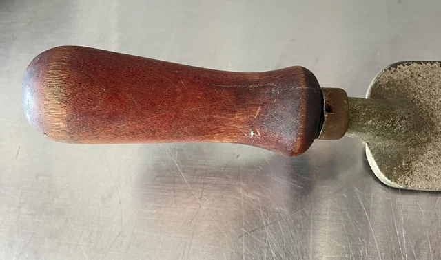 Vintage Union Tool Co. No. 4 Curved Concrete Center Groover Tool 10 1/4" Long 3