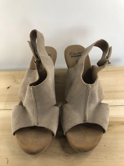 Clarks Collection Beige Suede Soft Cushion Cork Wedge Sandals Women's US Size 9