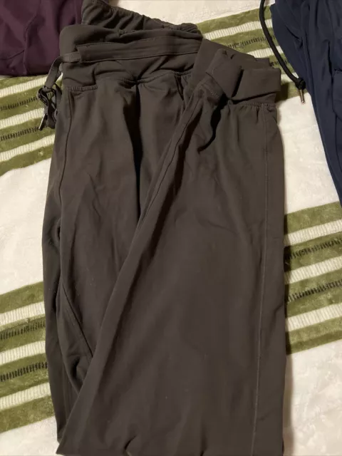 Zyia olive hotsell everywhere pants