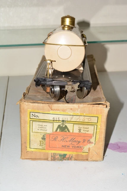 Lionel Prewar Standard Gauge Tin Toy Train Macy's 215 Sunoco Car + 215 Green