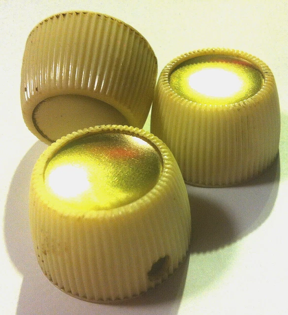 1 Knopf grosser beiger Goldkappe für Klemt Echolette-M 40 M80 M 100 Echo S  NG51