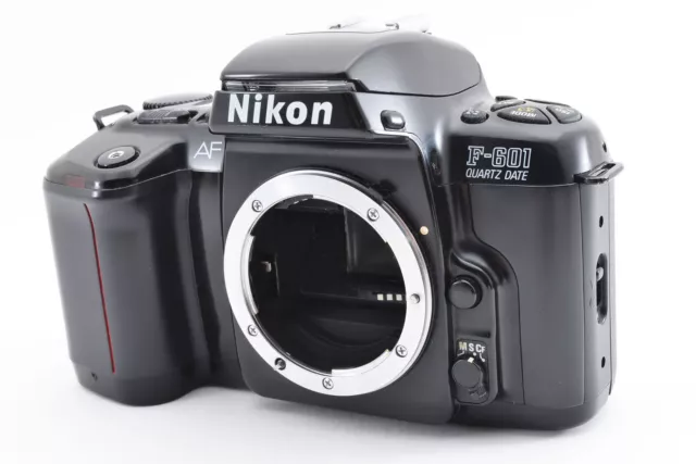 [Proche de MINT] Nikon F-601 AF QUARTZ DATE SLR 35mm Filｍ Corps d'appareil...