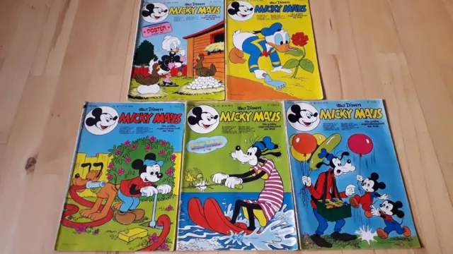 Micky Maus - Konvolut 5 Comichefte  von 1975 mit Sportseite + Fußballalbum