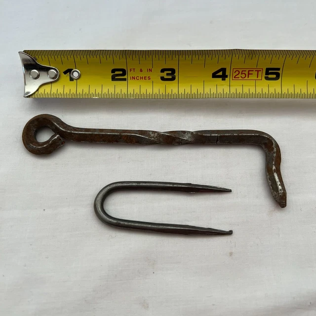 Antique HAND FORGED TWISTED IRON Gate Barn Door Shed Latch Hook Eye