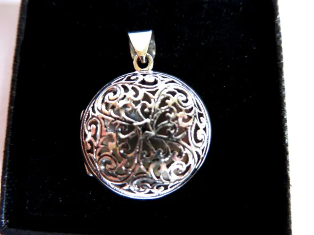 Sterling Silver Celtic openwork family photo memory scent locket Perfume allergy