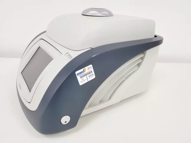 G-Storm GS1 Thermal Cycler GS00001 96 x 0.1ml Lab 2