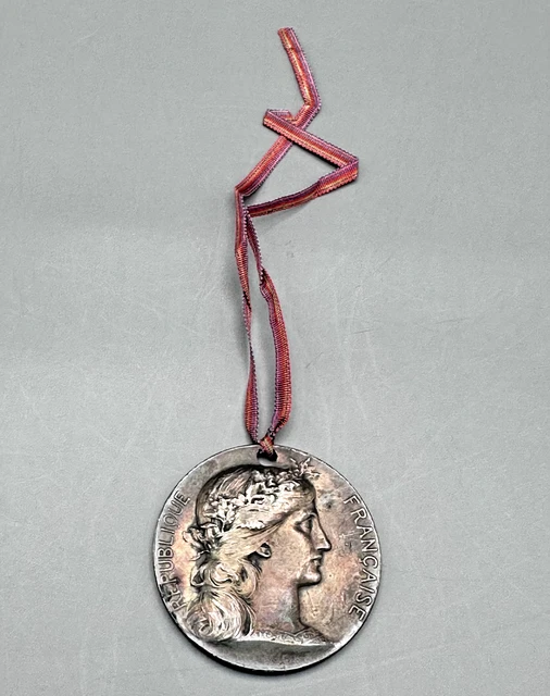 Médaille En Argent République Française - Année 1900 - Gravure Alexandrine Léger Et Marianne - Collection
