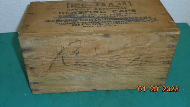 Vintage Western Cartridge Co. Big Inch Blasting Cap Wood Box 6
