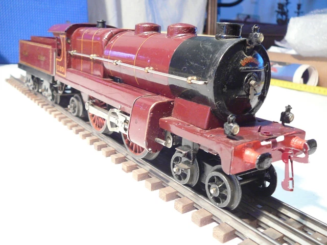 Hornby anglais, coffret n° 1V avec petite rame PLM : locomotive mécanique bordeaux 020, un