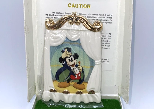 Walt Disney Collectors Society "Magician Mickey" Holiday Ornament Porcelain COA