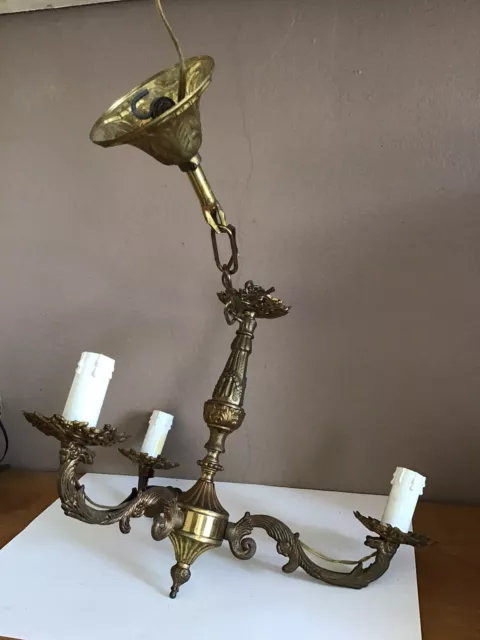 Ancien Lustre En Laiton Ou Bronze 3 Branches