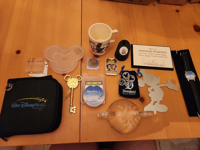 Miscellaneous Disney Bundle. Winnie The Pooh, Disney Glass Pieces, Disneyland...
