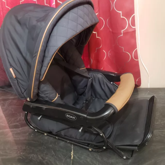 Roan pram hotsell