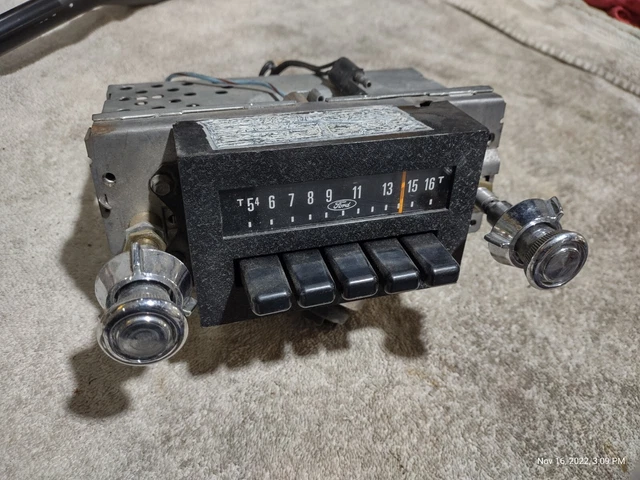 1981 Ford Thunderbird Aerospace T-bird AM Radio Stereo 81 82 83
