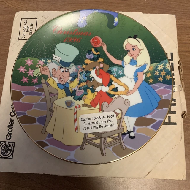 DISNEY GROLIER CHRISTMAS 1996 Alice in Wonderland Collector Plate £24. ...