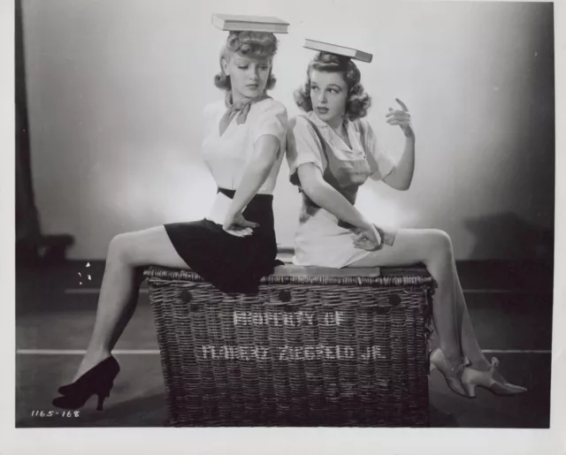 HOLLYWOOD BEAUTY JUDY GARLAND + LANA TURNER STUNNING PORTRAIT  1950s Photo C28