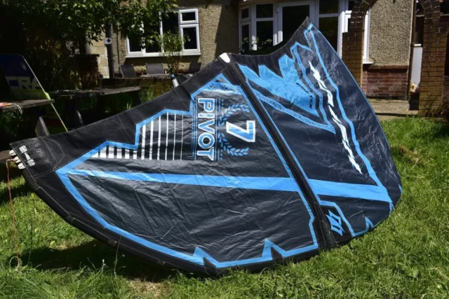 Naish Pivot 7m Kite (2016/2017) - Excellent Condition