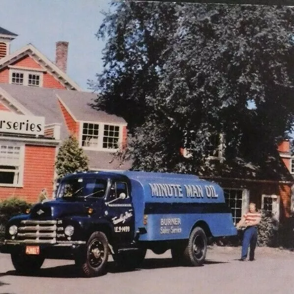 Oct.1952 Calendar Ink Blotter Diamond T Truck Minute-Man Oil Stockton, CA
