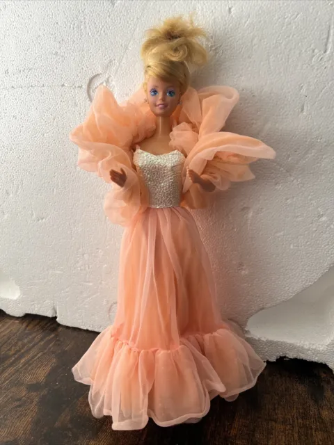 Vintage 1980's Mattel Barbie Peaches 'n Cream Doll w Original Dress Collectible