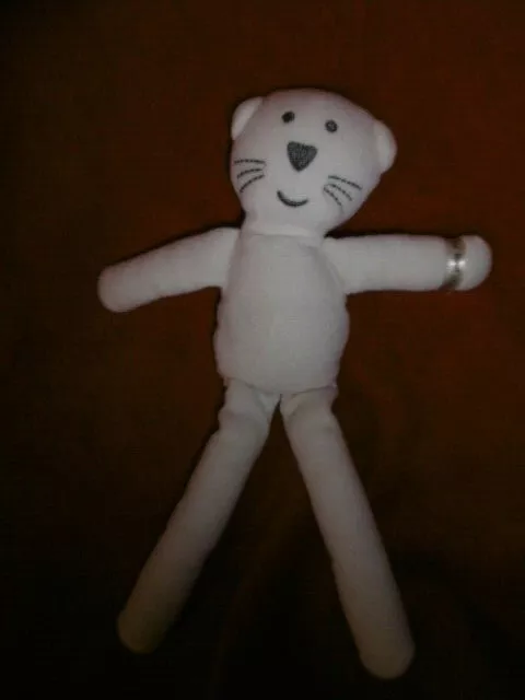 Doudou Peluche Chat Blanc et Gris Bracelet Boutchou Monoprix
