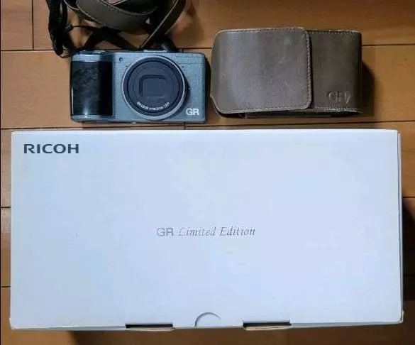 RICOH GR Limited Edition(5000 pieces only) Near Mint Japan Used Very good
