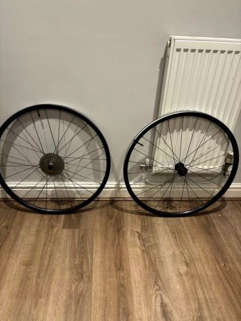 BONTRAGER PARADIGM COMP TLR 700C Front Wheel Road Bike 85.00