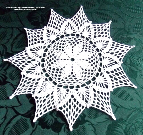 NAPPERONS CROCHET MAIN CREATION S RAISONNIER ARTISANAT FRANCAIS les10