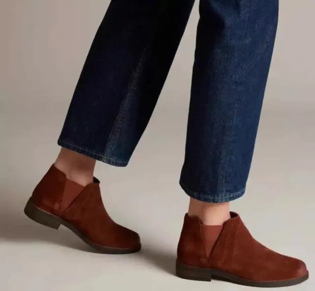 CLARKS LADIES CHELSEA Ankle Boots DEMI BEAT Bronze Metallic UK 7