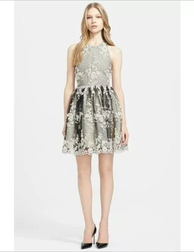 Alice & Olivia, Betrice T Back Lace Dress - Black / Beige - C402503711