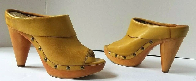 SEYCHELLES 7.5 Yellow Leather Wood Platform Sandals Slides Nailhead Detail Cute