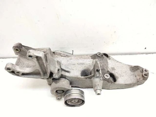 Support D´alternateur Pour Opel Vivaro 1.9 Cdti Cat F9Q-762 2632811    2632811
