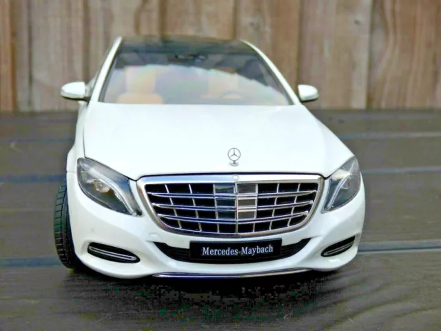 Model　600　AUTOART　PicClick　White　S　Ultimate　Luxury　Car　Pearl　£219.99　UK　MERCEDES　1:18　MAYBACH　Toy