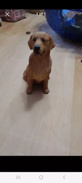 Medium Golden Retriever Figurine