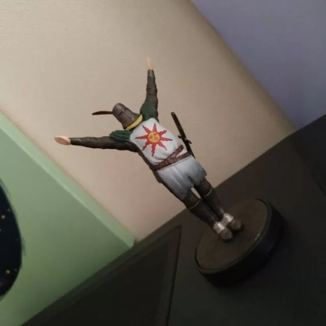 Dark Souls Amiibo Sun Warrior Sloaire 10cm PVC doll brand new loose