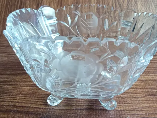 Vintage Pressed Cut Four Toed Bowl vase W/etched Roses sawtooth edge
