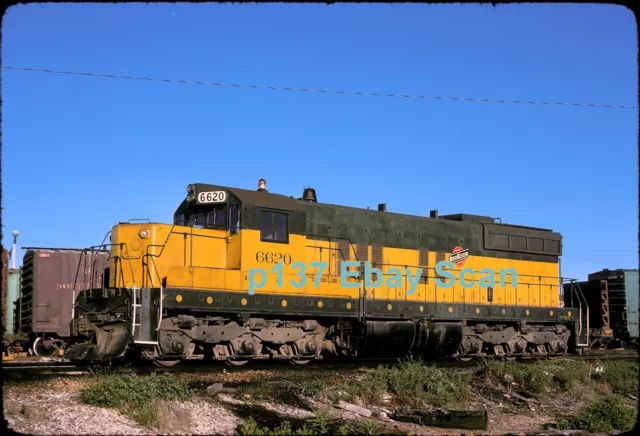 CNW Chicago & North Western M&StL SD-7 6620 ORIGINAL 1976 Kodachrome Slide