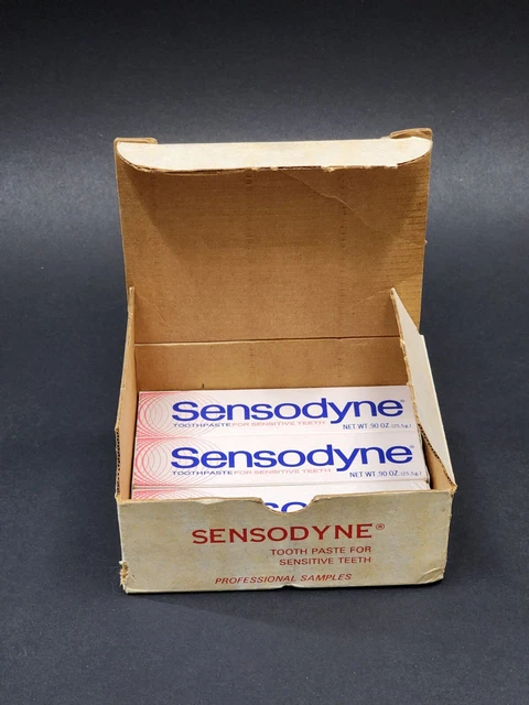 DE COLECCIÓN Lote de (3) Pasta de Dientes Sensodyne Dientes Sensibles Película Accesorios de Nuevo en Caja