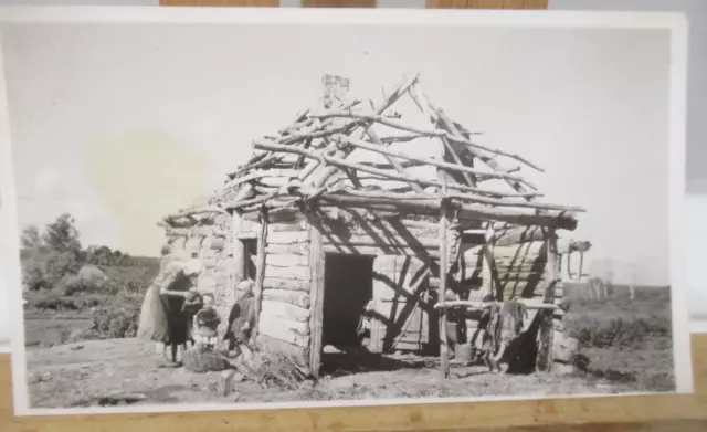 Foto „Dorfhaus Behausung in Russland“ 2. WK ~ 1942 Jahre