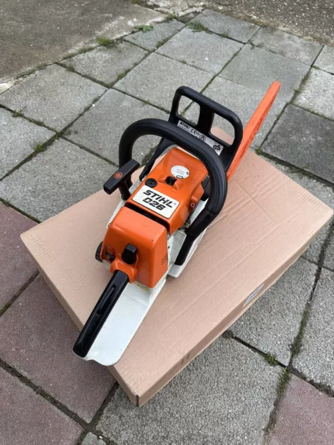 Stihl Motorsäge MS026