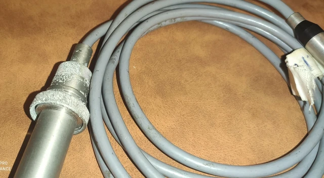 Bruel & Kjaer type 2614, Mikrofonní předzesilovač a katodový sledovač