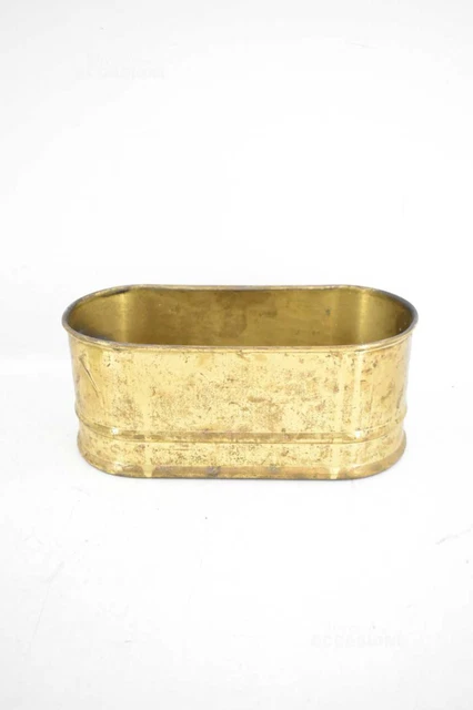 Holder Plant IN Brass Oval 25 X 12 X 10 CM
