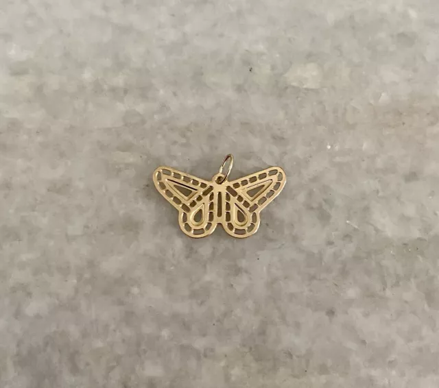 Beautiful 14k Yellow Gold Filigree Cut Out Butterfly Charm Pendant