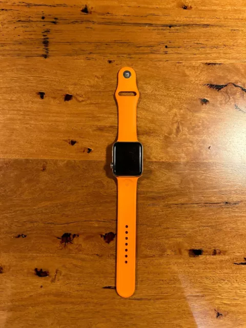 Apple watch series 3 42mm hermes band top