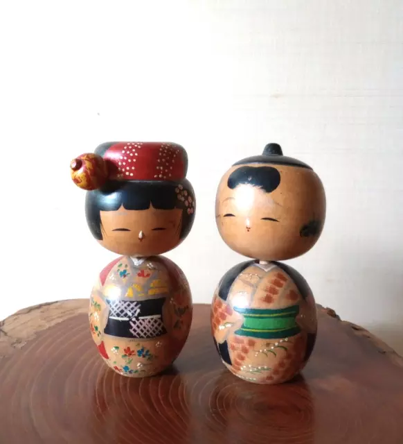 Vintage Pair of Japanese kokeshi dolls 6" Beautiful hand painted kimono, Donko