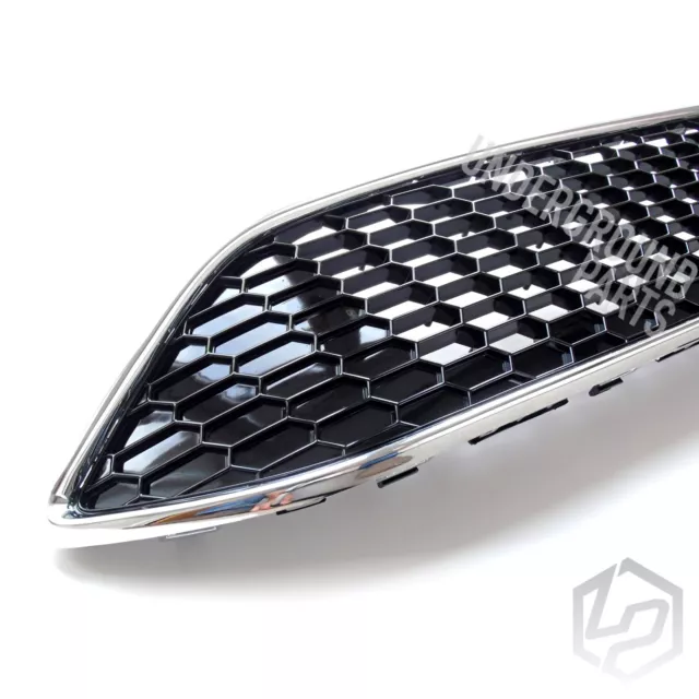 Ford Focus Mk3 Zetec S Sport Honeycomb Mesh Front Bumper Centre Grille Panel 2