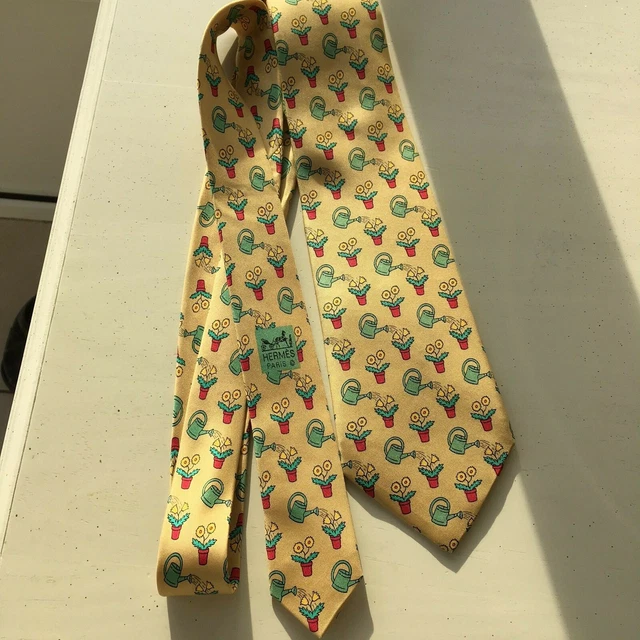 Cravate HERMÈS Vintage Multicolore – Modèle 7590SA En Soie 100%