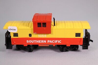 LE4339 BACHMANN Ho 1/87 Wagon queue US Wide vision caboose Southern Pacific 1054 