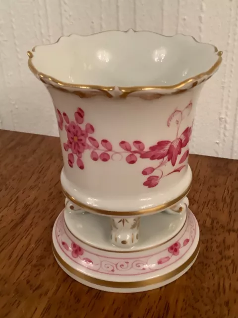 Meissen Porzellan Vase Zigarettenhalter Löwenfüße Garbenmuster indisch Purpur