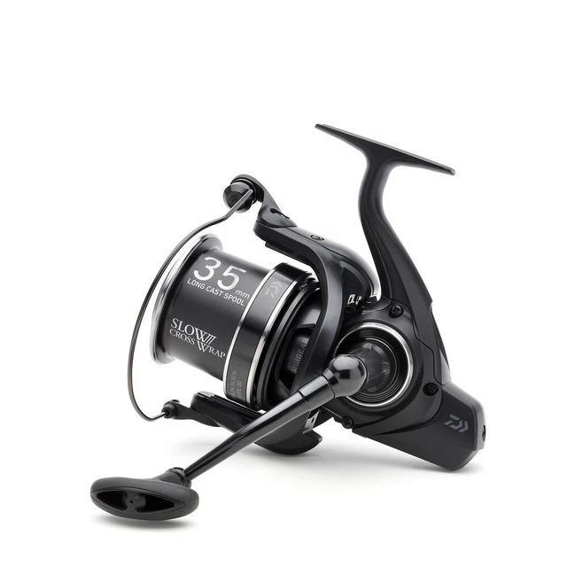 daiwa carp fishing reels Black Widow BRA Reel, 3500A, 4.6:1 Gear Ratio, 18 lbs Max Drag, 31